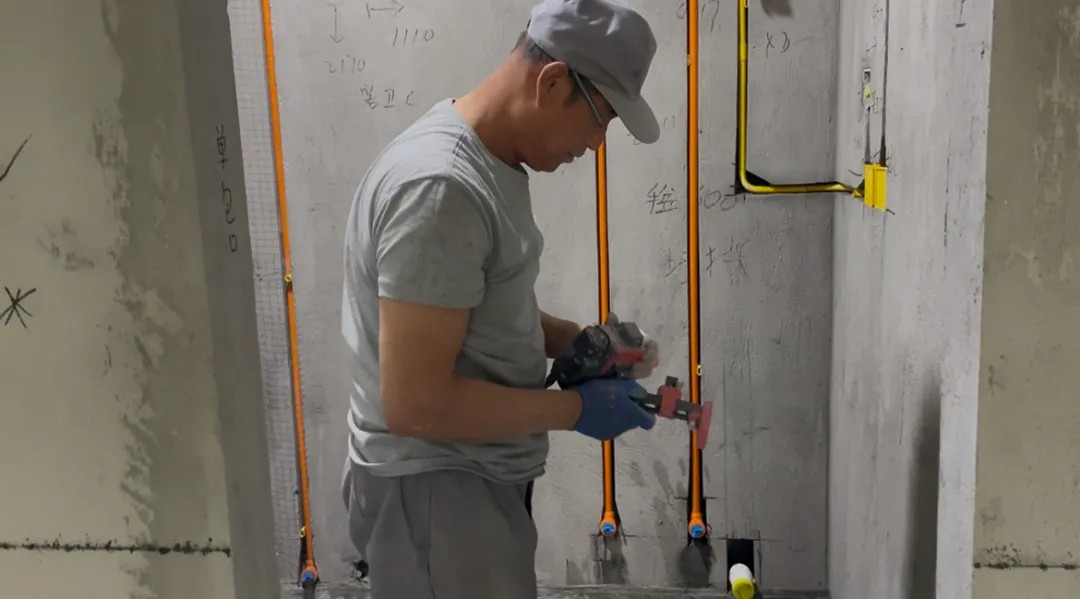 好工匠在非凡｜标准匠师王志国：「两种泥土，同一种匠心」