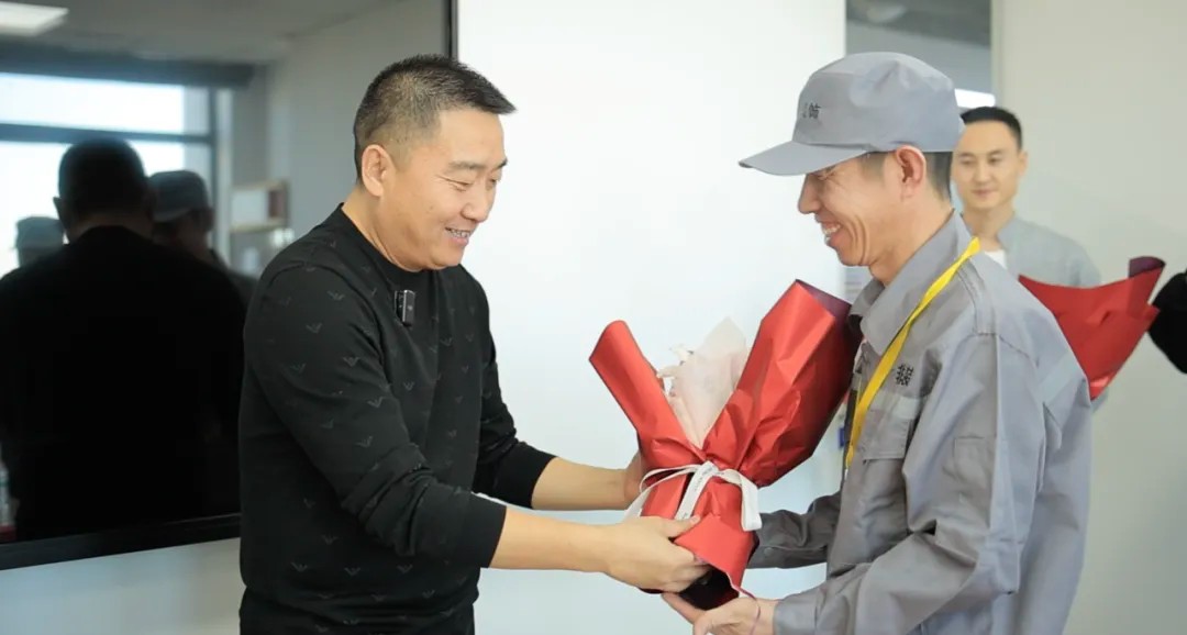 灰装加冕，以心筑家｜非凡装饰第十一次标准匠师晋升仪式圆满落幕